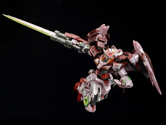 RG「ダブルオーライザー」のトランザムライザーVerがプレミアムバンダイに登場