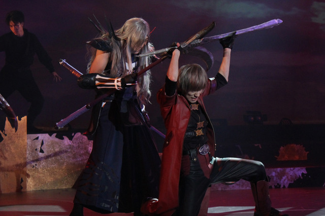 舞台「戦国BASARA vs Devil May Cry」