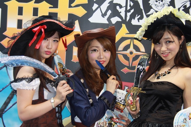 【TGS2015】熱気あふれる一般公開日初日、熱さを吹き飛ばしてくれる美女たちを紹介