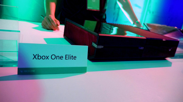 【レポート】大混雑の「Xbox One 大感謝祭 2015」会場模様を写真で