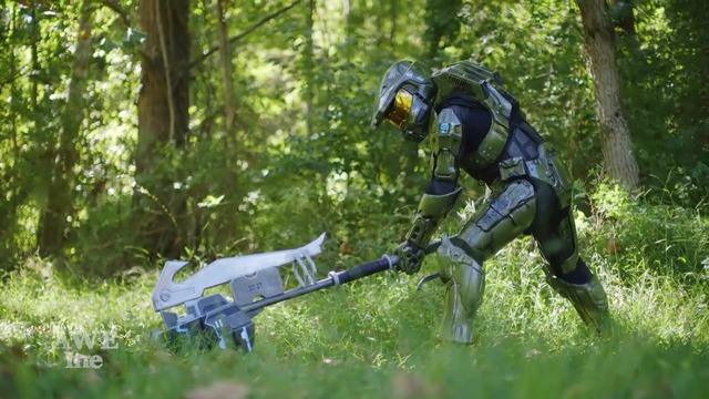 あの鍛冶屋が今度は『HALO』グラビティハンマーを制作 ― かなりの重量であらゆるものが粉々に