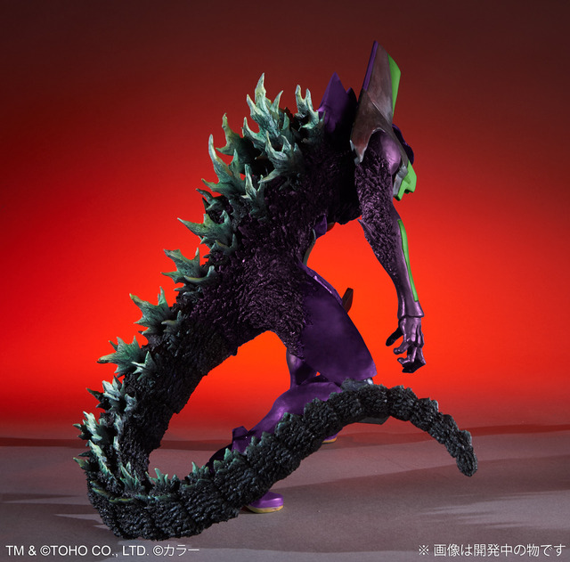 「エヴァ」×「シン・ゴジラ」コラボフィギュア登場！G細胞により1つになった初号機とゴジラの迫力