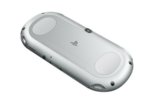 PS Vita新カラー「シルバー」「メタリック・レッド」が仲間入り！12月より発売開始