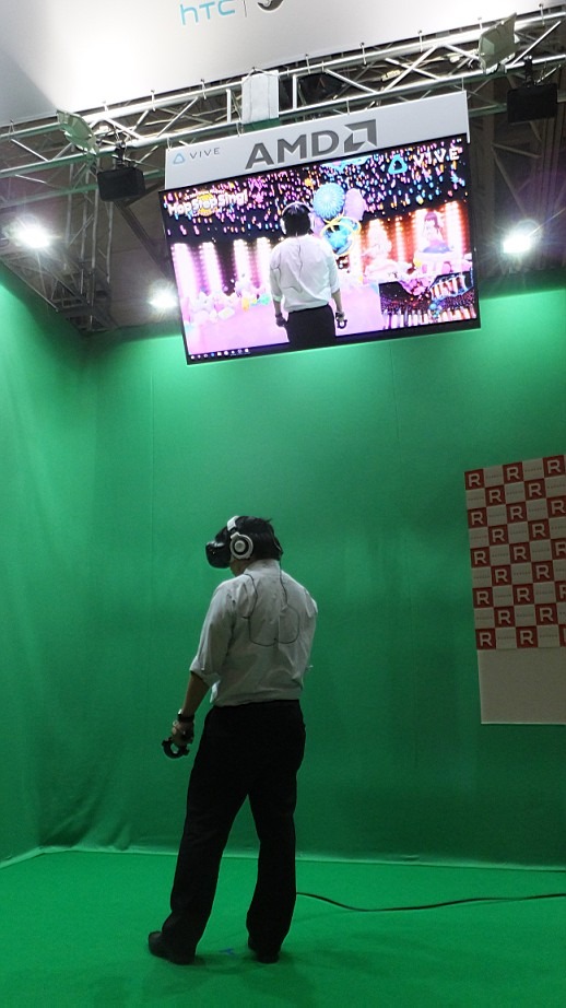 【TGS2016】VRアイドルライブで実感したのは「照れ」！ “アイドルとの距離×臨場感”で心を揺さぶるVR「Hop Step Sing!」体験レポ