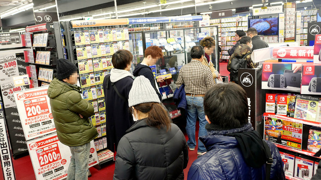 【レポート】ゲオの「ニンテンドースイッチ」当日分はあっという間に…「早く次の入荷を」