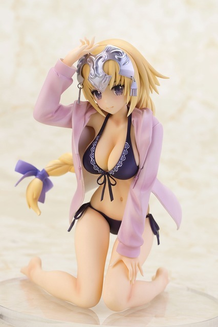 「ジャンヌ・ダルク 水着Ver.」12,800円（税抜）（C）TYPE-MOON （C）2016 Marvelous Inc.