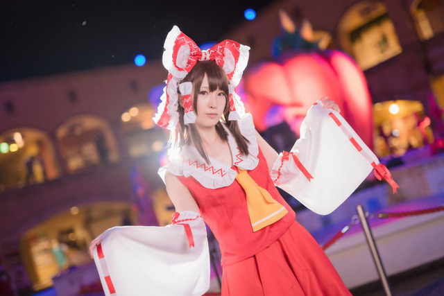 【コスプレ】美人レイヤーが夜景バックに魅了！ 「ラグコス2018」“夜の部”フォトレポート【写真98枚】