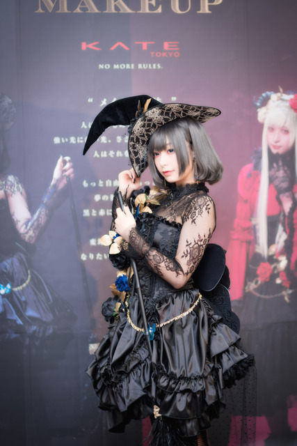 【コスプレ】元TBS宇垣美里アナ、“黒の魔女”を披露！ 「人間どもを魅了してやる」【写真25枚】