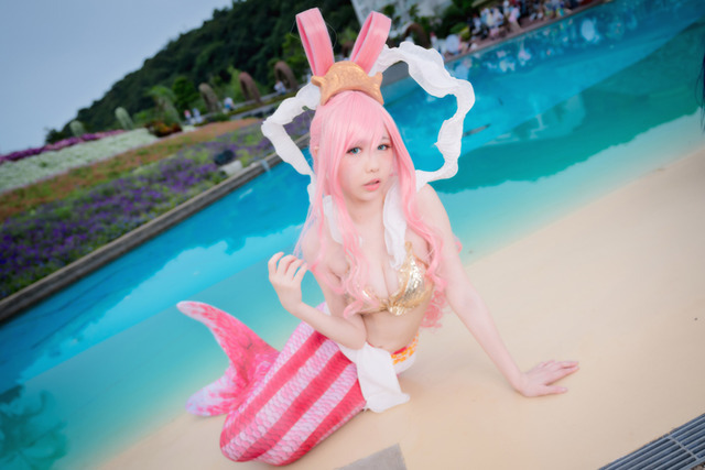 【コスプレ】真夏の夜にネロ、ナルメアほか人気キャラが魅惑！「ラグコス2019」水着美女レイヤーまとめ（後編）【写真122枚】