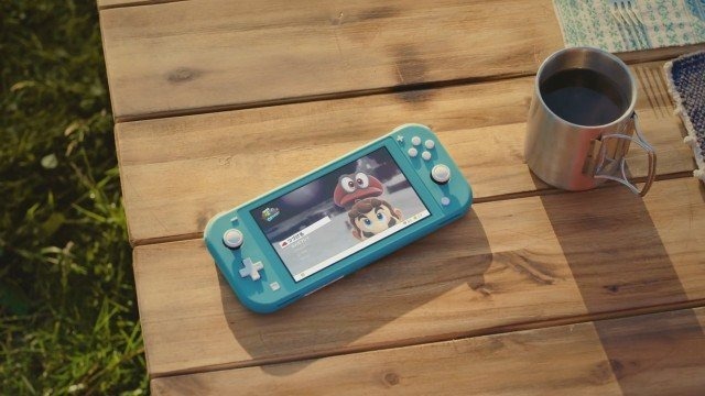 「ニンテンドースイッチライト」を買った方は挙手！─ユーザーは新モデルを購入したのか？ あなたのご意見を大募集【アンケート】