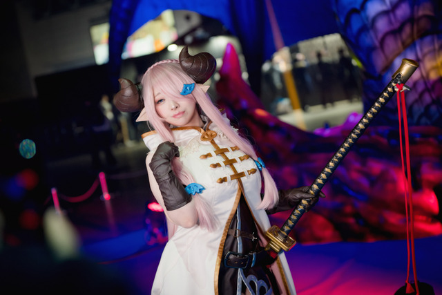 【コスプレ】ナルメアやゼタら人気キャラ大集結！「グラブルフェス2019」オフィシャルキャスト&コスプレイヤーまとめ【写真195枚】