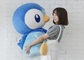 とにかくデカい「ポッチャマぬいぐるみ」受注開始！この可愛さと