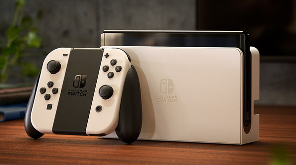 Nintendo Switch 本体 2021年製 新型機種