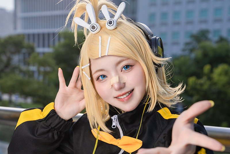 凸守たかね　Takane サイン入りコスプレ写真集　コミケ　アコスタ 凸守たかね🌸🫧 C106(日)西2 き11ab (@_taka_nene21) / X