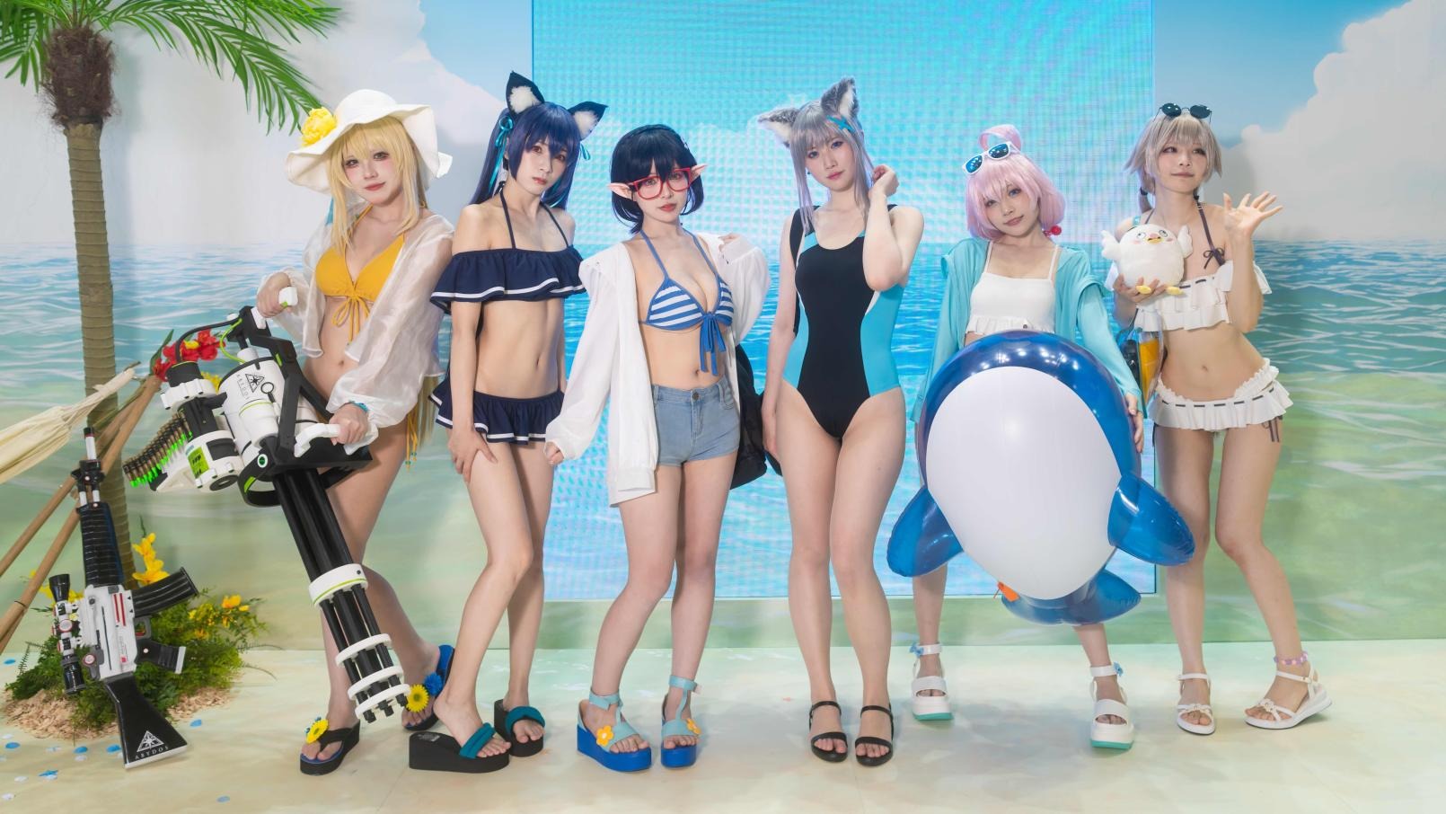 コスプレイヤー　水着 