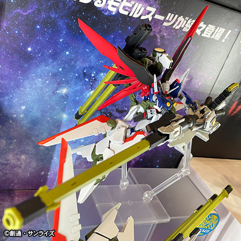 デスティニーガンダムSpecII&ゼウスシルエット」がHGガンプラ デスティニーガンダムSpecII&ゼウスシルエット」がHGガンプラ