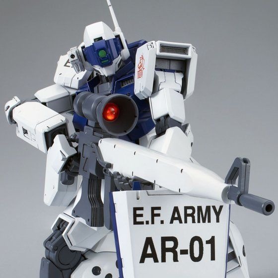 MG 1/100 ジム （ホワイト・ディンゴ隊仕様）｜プレミアム