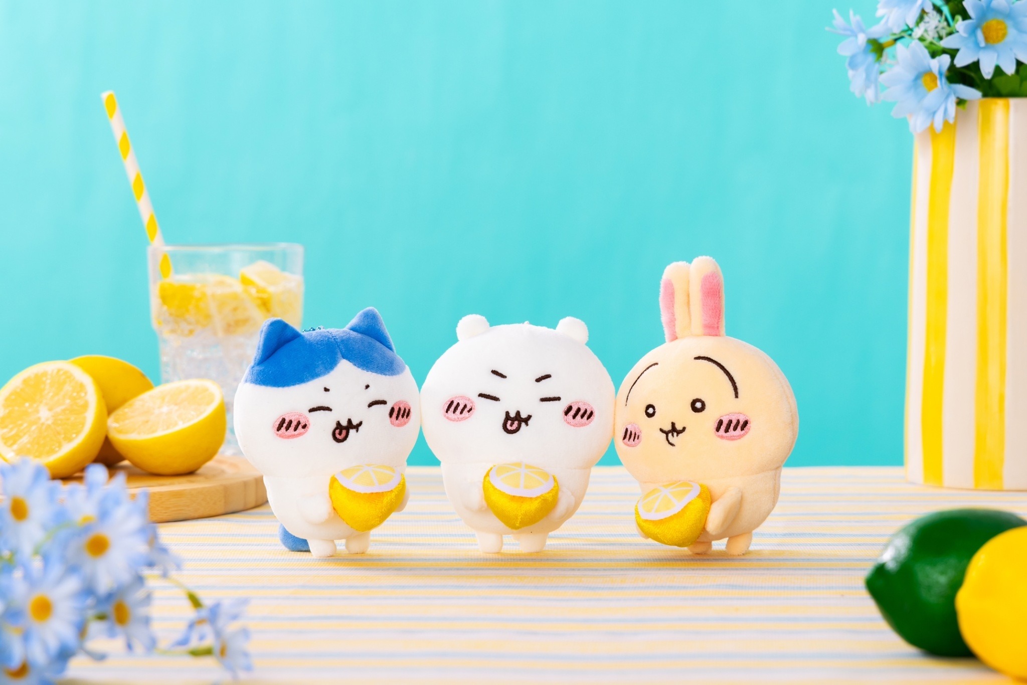 ちいかわ パラレルワールド ハチワレ suppa マスコット レモン うさぎ 激レアな表情が見逃せない!レモンを舐めた「ちいかわ