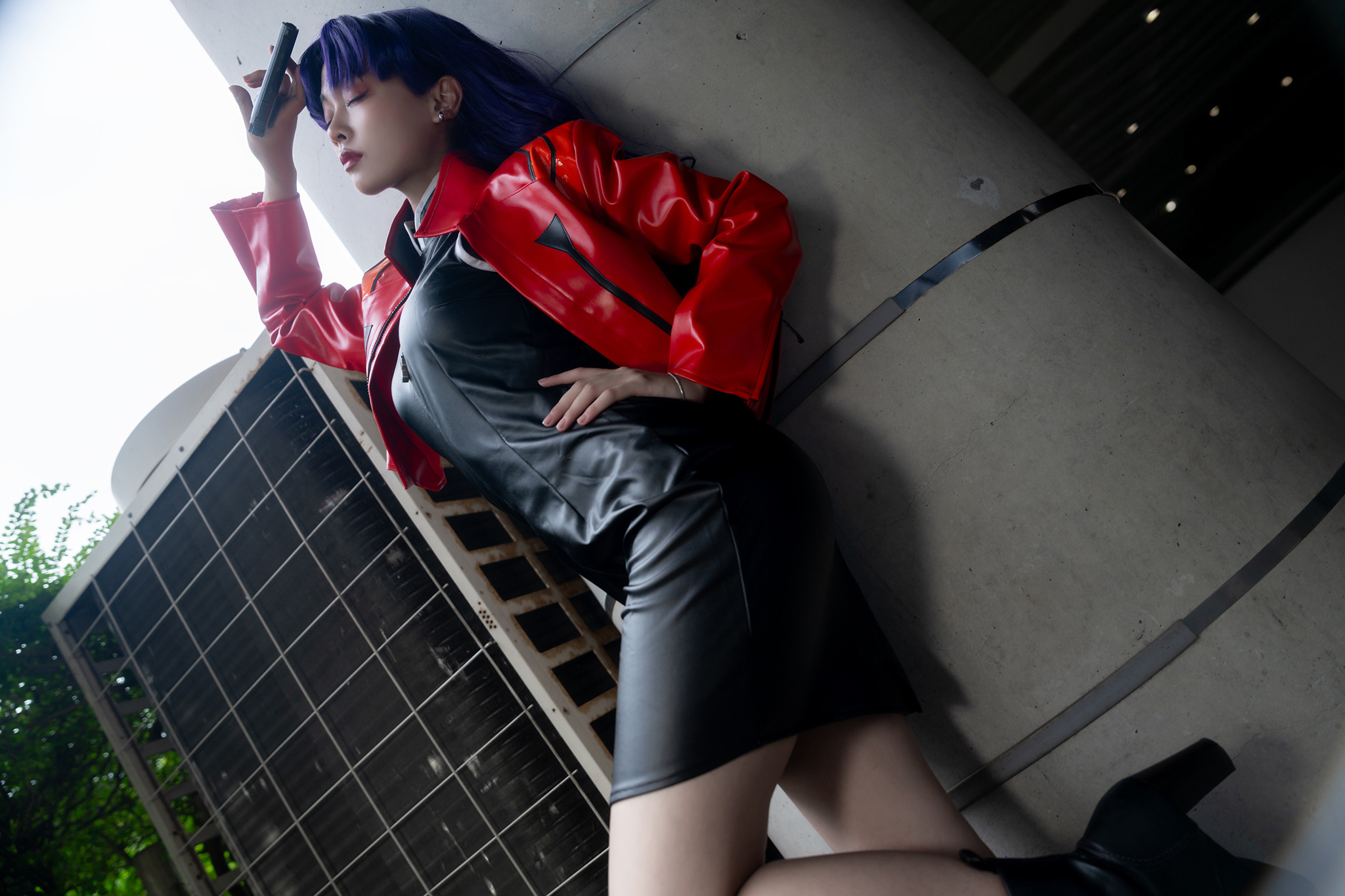 エヴァンゲリオン 葛城ミサト コスプレ コスプレ】「エヴァ」葛城ミサトのシルエットラインが美しい