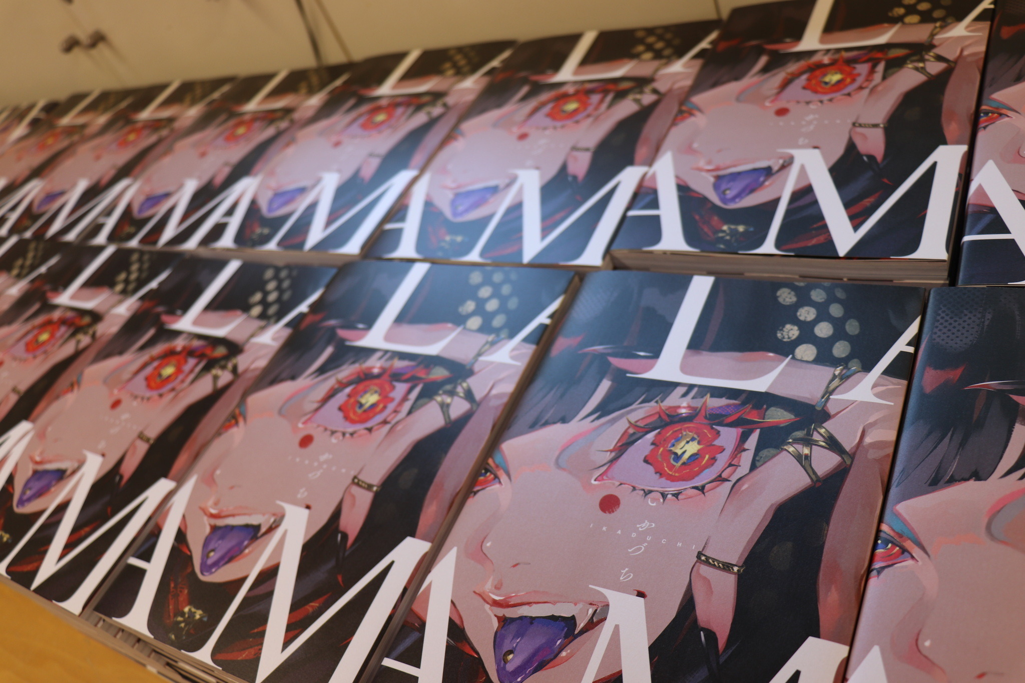 毎日、変化をし続ける」初画集『いかづち』を発売した