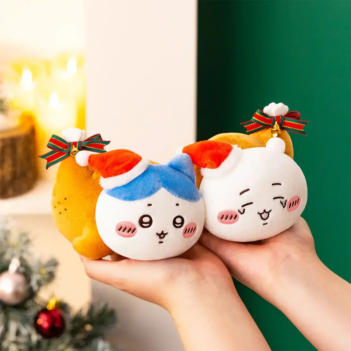 ちいかわ - クリスマスだよ　ちいかわ　クリスマス　サンタ　マスコット　キーチェーン ちいかわ - クリスマスだよ ちいかわ クリスマス サンタ