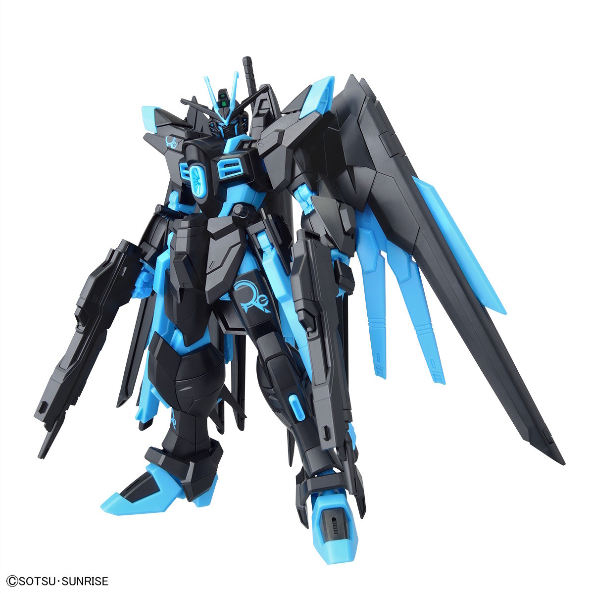完成品　HG マイティーストライクフリーダムガンダム 特別カラーのHGガンプラ「マイティーストライクフリーダム