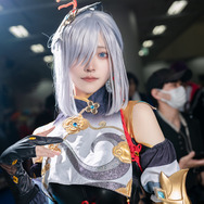 【コスプレ】叡智を秘めた瞳が印象的！美しいS字ラインを作り出す卓越したポージングも見事な美女レイヤー【写真7枚】