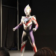 「ウルトラマンオーブ」主題歌は水木一郎！新キャストに柳沢慎吾らが決定