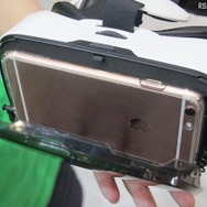 AndroidスマートフォンをセットすることでVRの世界が体験できる「BotsNew VR(ボッツニューVR)」