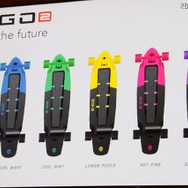 日本市場ではHOT PINK、COOL MINT、ROYAL WAVEの3色で展開する