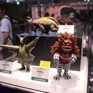 「シン・ゴジラ」など特撮関連フィギュアが多数出展―ワンフェス2016[夏]海洋堂ブースレポ