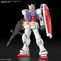 最初期のRGガンプラを進化させた「RG RX-78-2 ガンダム Ver.2.0」パッケージデザインがカッコいい！リアリスティックデカール貼付の商品写真も初公開