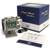 『フォールアウト』ドラマ版「Pip-Boy」レプリカがお手元に！Vault Boyもやってくる期間限定ショップ開催