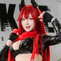 レッドフード『勝利の女神:NIKKE』／Yasal（X：@Yasal_170）