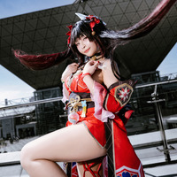 花火『崩壊：スターレイル』／鶴葵（X：@tsuru_Cosplay）