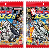昔懐かしい「元祖SDガンダム」シール付きスナックに第2弾！「νガンダムHWS」や「サイサリス」まで全33種―描き下ろしの「ペーネロペー」らも収録