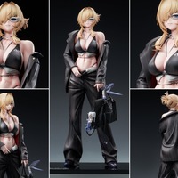 知的なスーツと肉体のギャップが美しい…『勝利の女神:NIKKE』より「グレイブ」がコスチューム“ビューティフル・ユー”姿で立体化