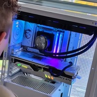 『バトルフィールド6』を2.1インチでプレイ！？CPUクーラーのスクリーンをまさかのディスプレイ代わりに