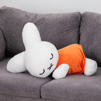 「ミッフィー」誕生70周年を記念した特大ぬいぐるみが発売決定!すやすや寝ている姿が可愛い