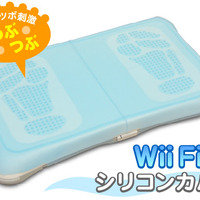汚れを防止しながら足裏を刺激「Wii Fit カバー」