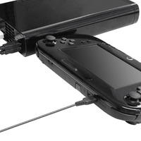 Wii U GamePadをUSBポートから充電。ダブルUSBで充電も早い