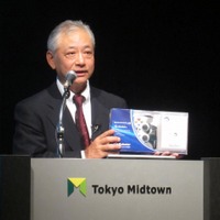 パッケージを紹介するブロードメディア代表取締役社長・橋本太郎氏
