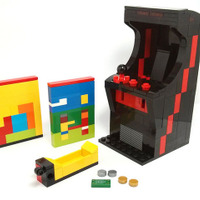 LEGOブロックでミニサイズのアーケードゲーム筐体を再現したファンアート