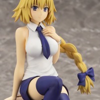 『Fate/Apocrypha』ルーラー / 12,000円 （税抜）(C)東出祐一郎・TYPE-MOON / FAPC