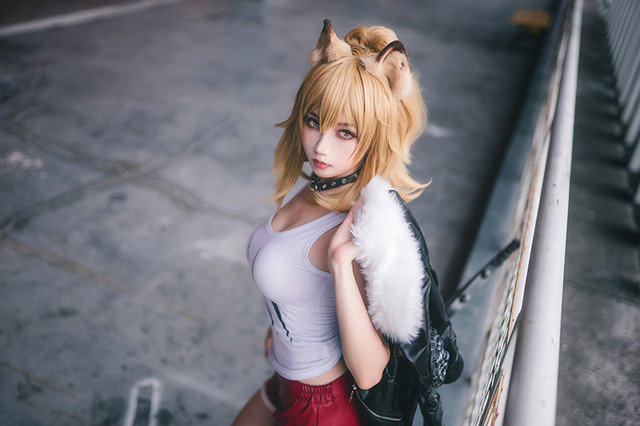 【コスプレ】『アークナイツ』『FGO』『原神』…優雅でスタイリッシュ!中国人気レイヤー・迷失人形の「曲線美」に酔いしれろ【写真20枚】 画像