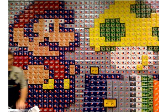 巨大マリオがカリフォルニアに出現－材料は意外な品物 画像