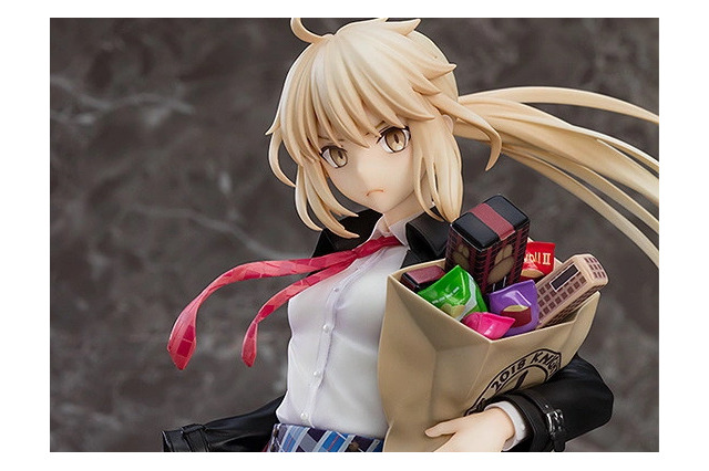 『FGO』英霊旅装Ver.の「セイバーオルタ」1/7スケールフィギュアが予約開始！ブリティッシュライフ満喫中の黒王を完全再現 画像