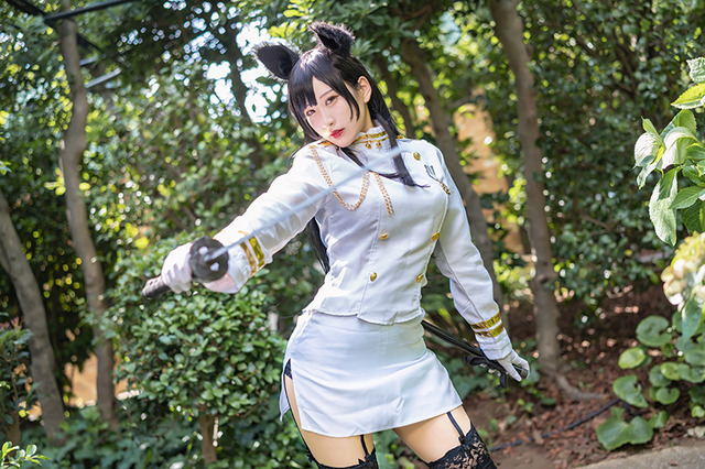 【コスプレ】『アズールレーン』注目レイヤー・花宮いのりさん、艶やかな愛宕コスで魅せる【写真15枚】 画像