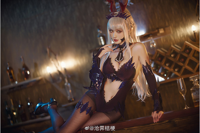 【コスプレ】『FGO』アルトリアオルタから『アークナイツ』マドロックまで! 中国美女レイヤー4選【写真38枚】 画像
