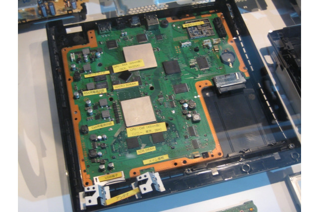 【TGS2009】PS3が薄く小さくなる歴史も紹介～主催者企画「ゲーム科学博物館」 画像